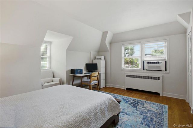 13 Campus Place SL, Scarsdale, NY 10583