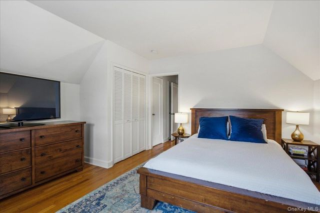 13 Campus Place SL, Scarsdale, NY 10583