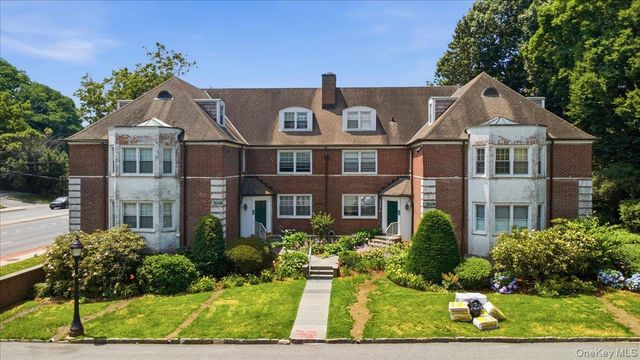 13 Campus Place SL, Scarsdale, NY 10583