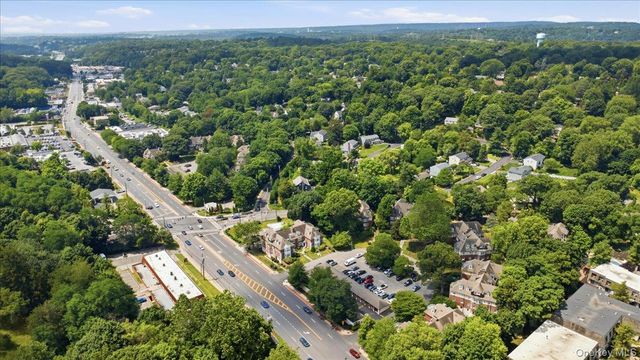 13 Campus Place SL, Scarsdale, NY 10583