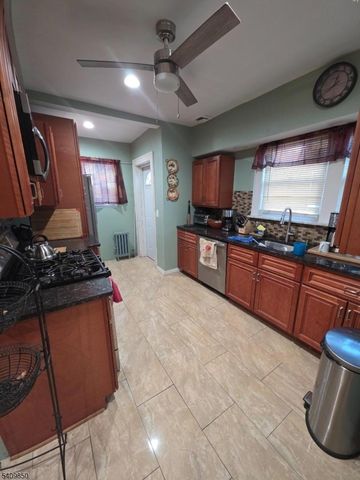 51 Rollinson St, West Orange Twp., NJ 07052