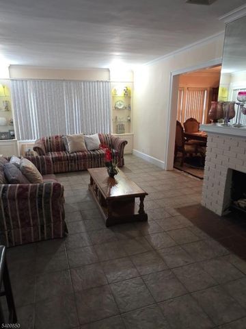 51 Rollinson St, West Orange Twp., NJ 07052