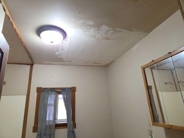 11 Cornwell Street, Emmett Twp, MI 49014