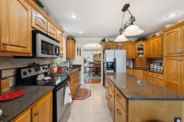 107 Sugar Tree Rd, Pulaski, TN 38478