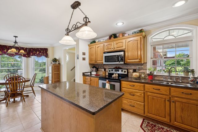 107 Sugar Tree Rd, Pulaski, TN 38478