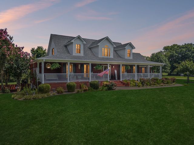 107 Sugar Tree Rd, Pulaski, TN 38478