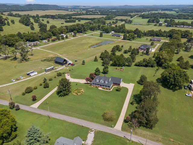 107 Sugar Tree Rd, Pulaski, TN 38478