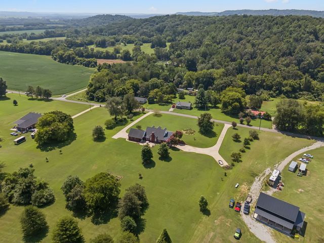 107 Sugar Tree Rd, Pulaski, TN 38478