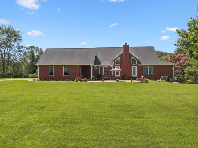 107 Sugar Tree Rd, Pulaski, TN 38478