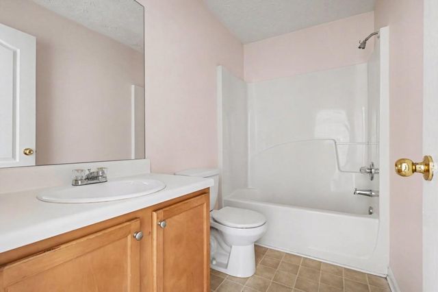 2818 Village Trace, Atlanta, GA 30344