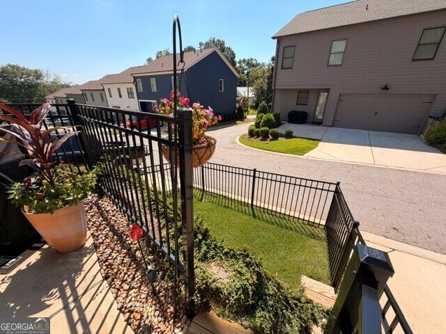 5611 Pine Street, Flowery Branch, GA 30542