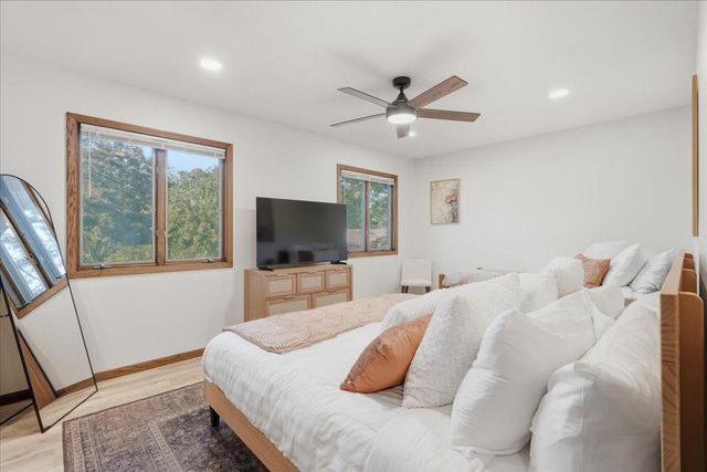 767 Mallalieu Drive, Hudson, WI 54016