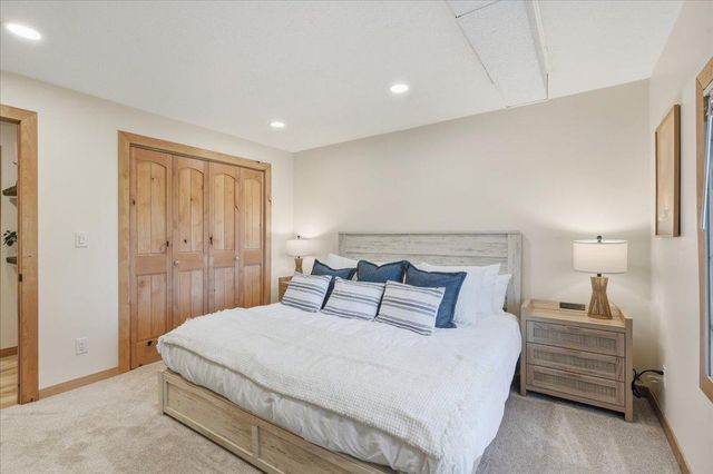 767 Mallalieu Drive, Hudson, WI 54016