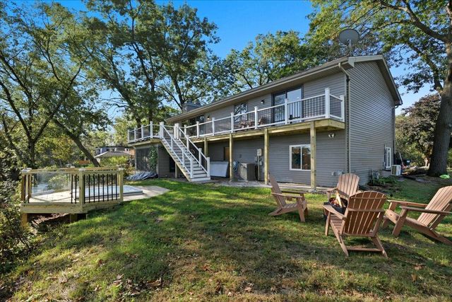 767 Mallalieu Drive, Hudson, WI 54016