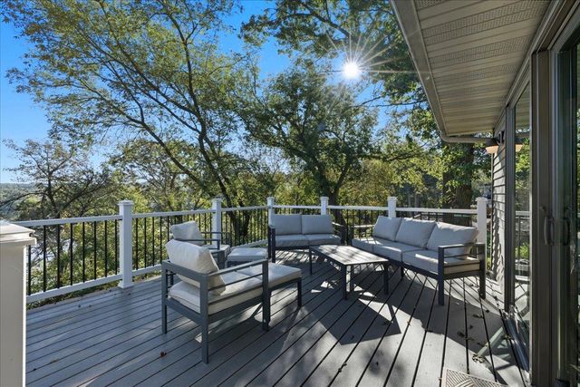 767 Mallalieu Drive, Hudson, WI 54016