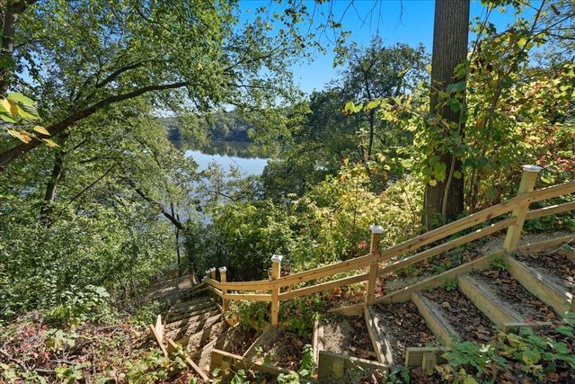767 Mallalieu Drive, Hudson, WI 54016