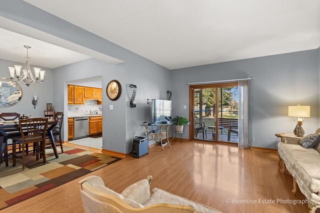 6540 Pine Trail Lane 2, Tinley Park, IL 60477