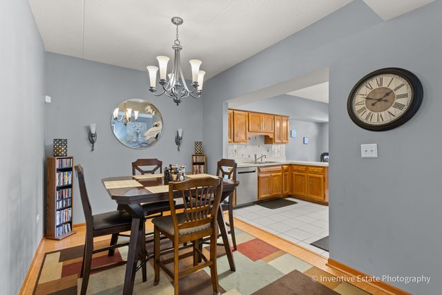 6540 Pine Trail Lane 2, Tinley Park, IL 60477