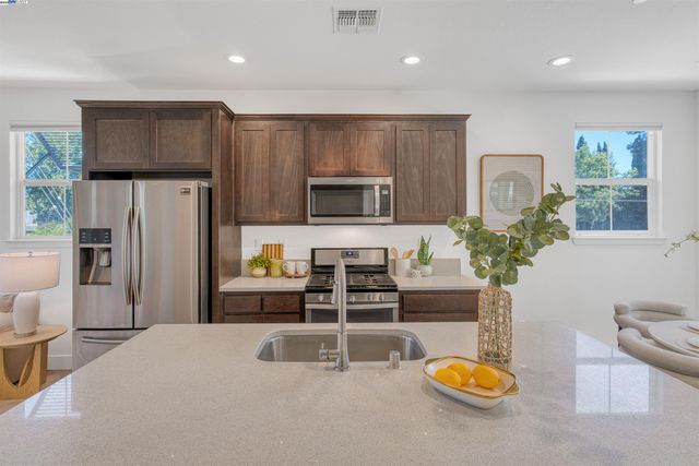 4015 Clydesdale Cmn, Fremont, CA 94555