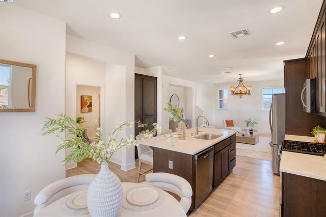 4015 Clydesdale Cmn, Fremont, CA 94555