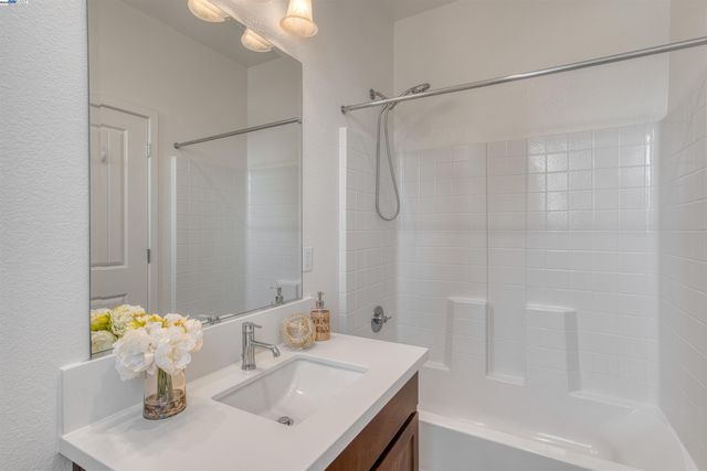 4015 Clydesdale Cmn, Fremont, CA 94555