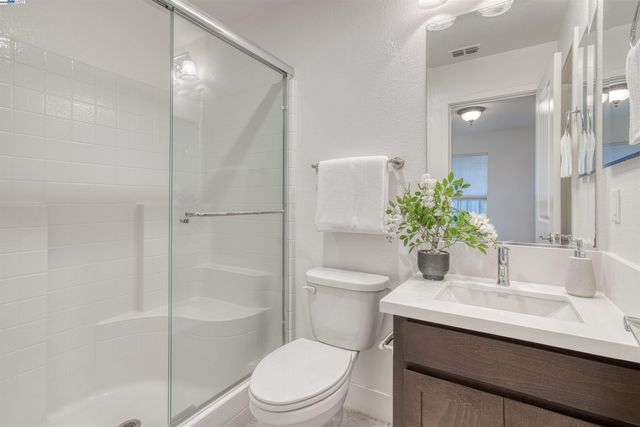 4015 Clydesdale Cmn, Fremont, CA 94555