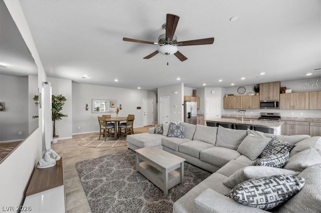 7180 Woodrow Ranch Street, Las Vegas, NV 89166