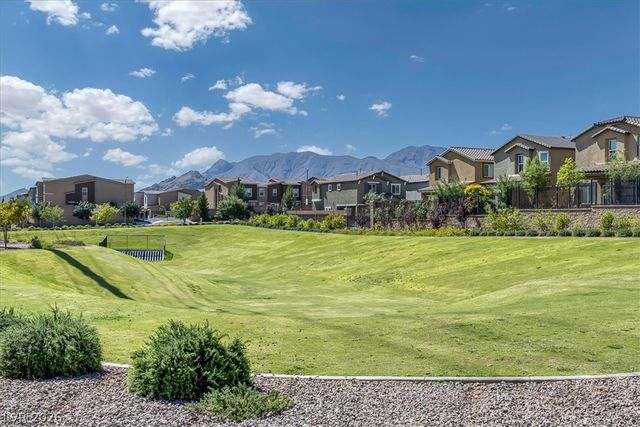 7180 Woodrow Ranch Street, Las Vegas, NV 89166