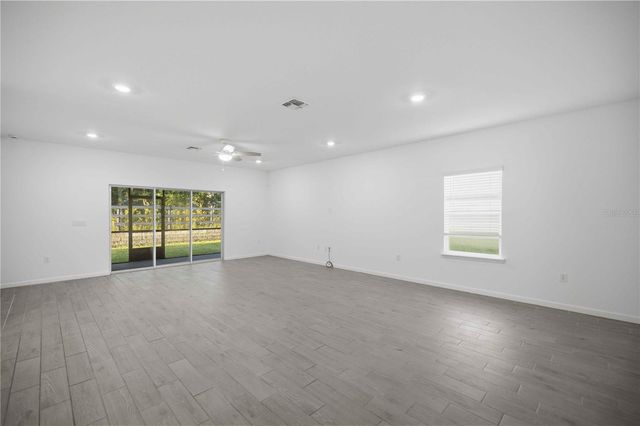 3492 NE 38TH LANE, Ocala, FL 34479