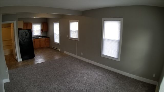 222 5th Avenue SW, Cedar Rapids, IA 52404