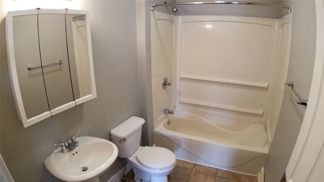 222 5th Avenue SW, Cedar Rapids, IA 52404