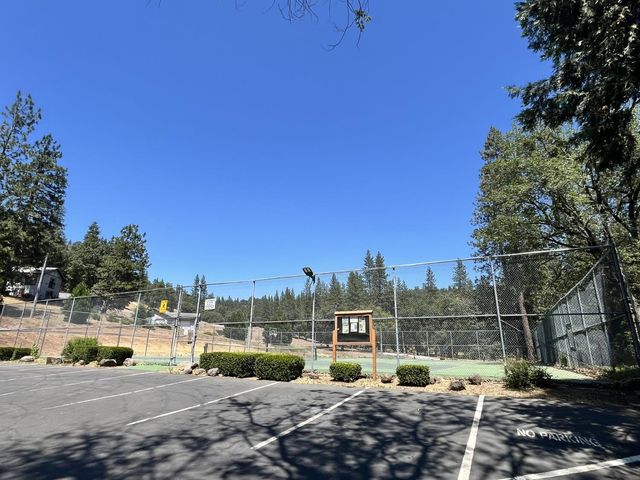 5635 Azalea Cir, Pollock Pines, CA 95726