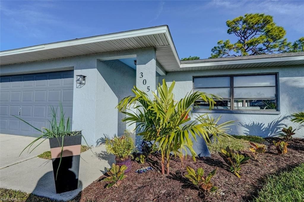 305 SE 14th TER, CAPE CORAL, FL 33990 — photo 3
