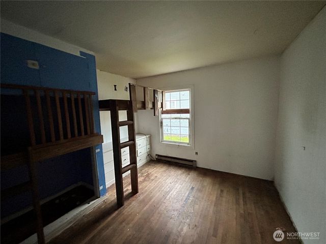 1304 5th Street, Cosmopolis, WA 98537