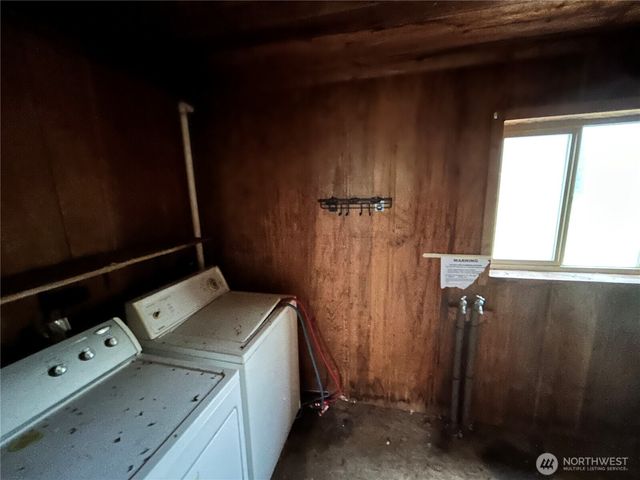 1304 5th Street, Cosmopolis, WA 98537