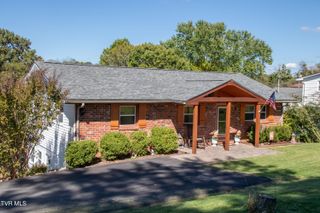 203 Hilltop Drive, Bristol, VA 24201