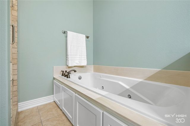 2606 S Everest Avenue, Rogers, AR 72758