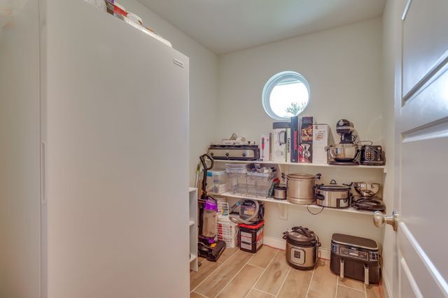 947 Silverleaf Drive, Weatherford, TX 76085