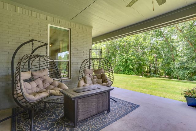 947 Silverleaf Drive, Weatherford, TX 76085