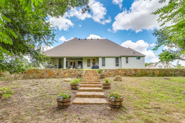 947 Silverleaf Drive, Weatherford, TX 76085