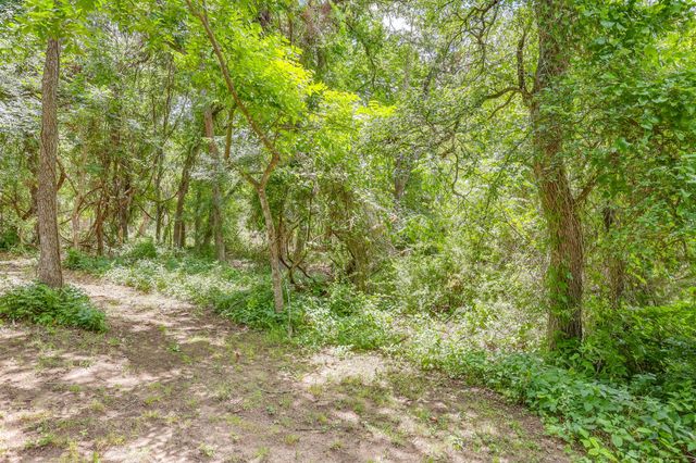947 Silverleaf Drive, Weatherford, TX 76085