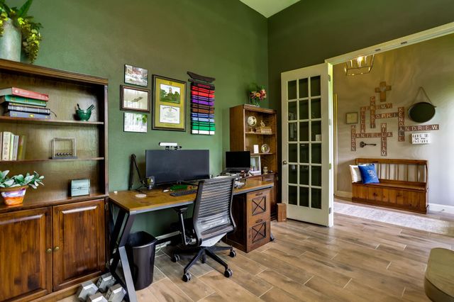 947 Silverleaf Drive, Weatherford, TX 76085