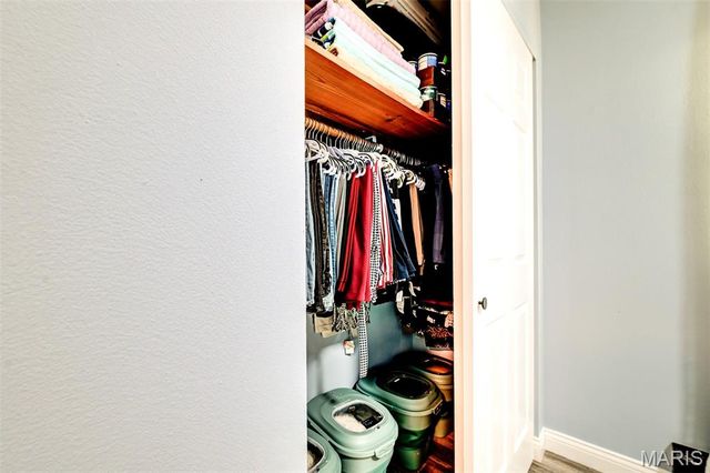 10123 Sakura Drive A, St Louis, MO 63128