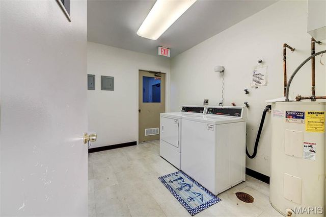 10123 Sakura Drive A, St Louis, MO 63128