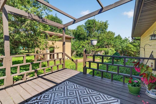 14121 Rosewood Lane N, Dayton, MN 55327