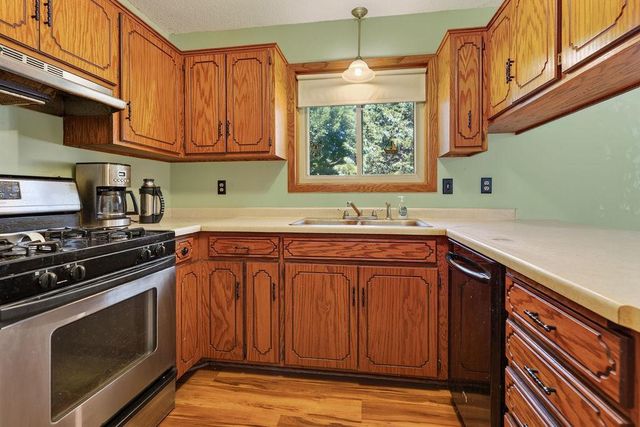 14121 Rosewood Lane N, Dayton, MN 55327