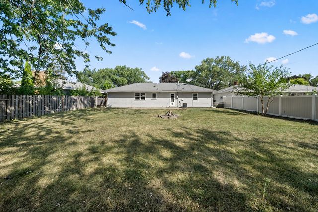 6809 Dudley Avenue N, Crystal, MN 55428
