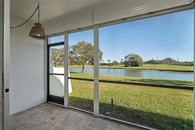 9320 S Hollybrook Lake Dr 103, Pembroke Pines, FL 33025