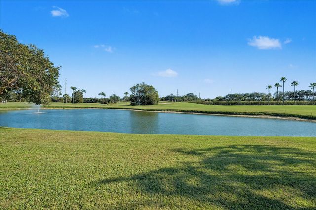 9320 S Hollybrook Lake Dr 103, Pembroke Pines, FL 33025