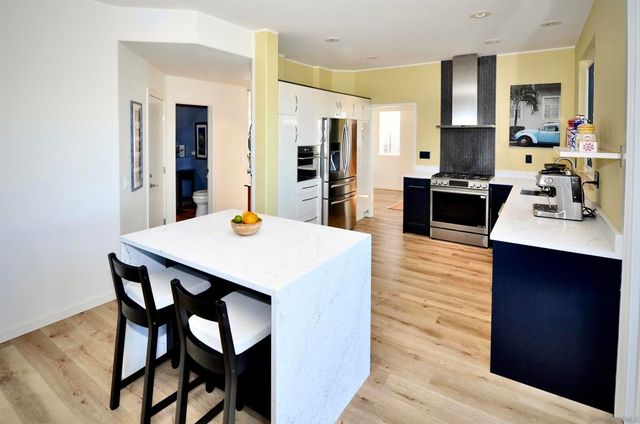 11072 Ivy Hill Dr., San Diego, CA 92131